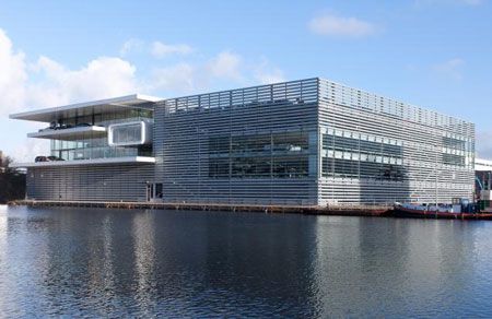 Tiende Benelux-trofee voor thermisch verzinken 2015 - Genomineerd in de categorie Utiliteitsbouw : BMW Mini